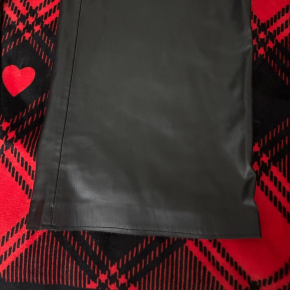 Zara Black Faux Leather Wide-Leg Pants - Picture 2 of 10